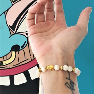 Bracelet « Elégance » en coquillage naturel - Perle éléphant doré