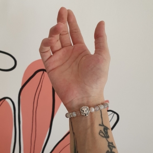 Bracelet "Prospérité & Joie" en agate grise - Charm lion argenté