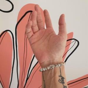 Bracelet "Prospérité & Joie" en agate grise - Perle éléphant argenté