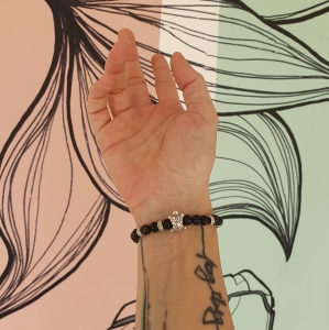 Bracelet "Courage & Calme" en agate noire - Tortue argentée