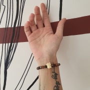 Bracelet "Chance & Calme" en agate rubanée - Eléphant en résine