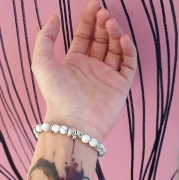 Bracelet "Bien-être & confiance" en howlite - Perle éléphant argenté