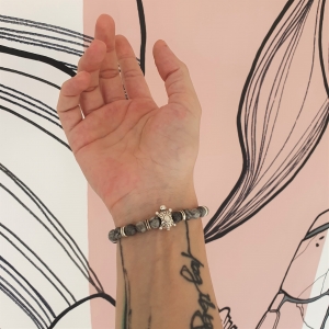 Bracelet "Courage & Equilibre" en jaspe gris - Tortue argentée