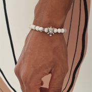Bracelet "Bien-être & Confiance" en howlite - Tortue argentée